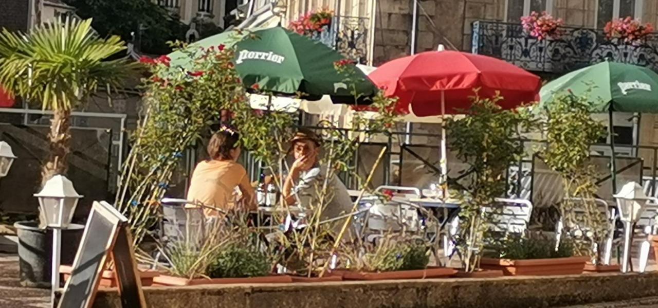 Acacias Apparts Hotel Plombières-les-Bains Exteriör bild